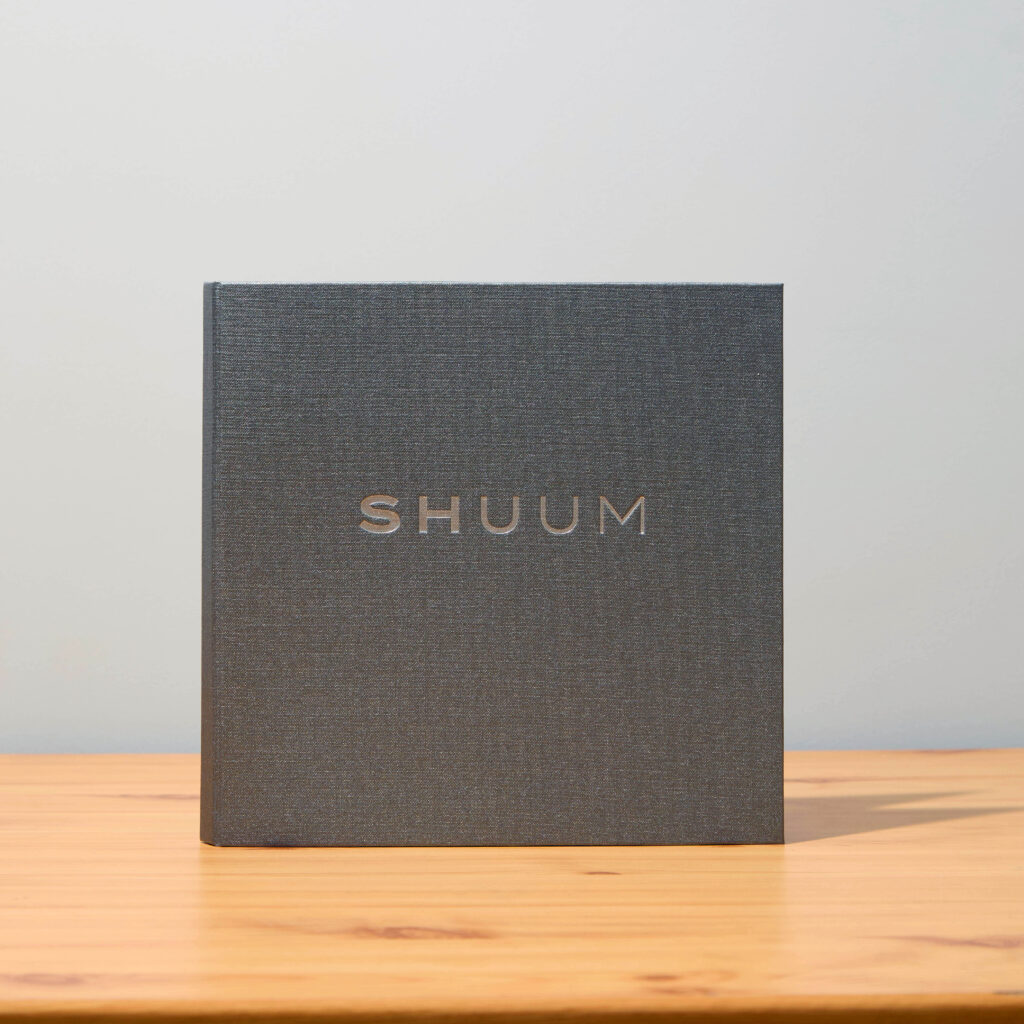 menu-kryte-sruby-szare-srebrne-logo-shuum