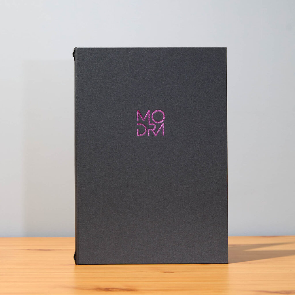 menu-na-gumke-grafitowe-logo-modra